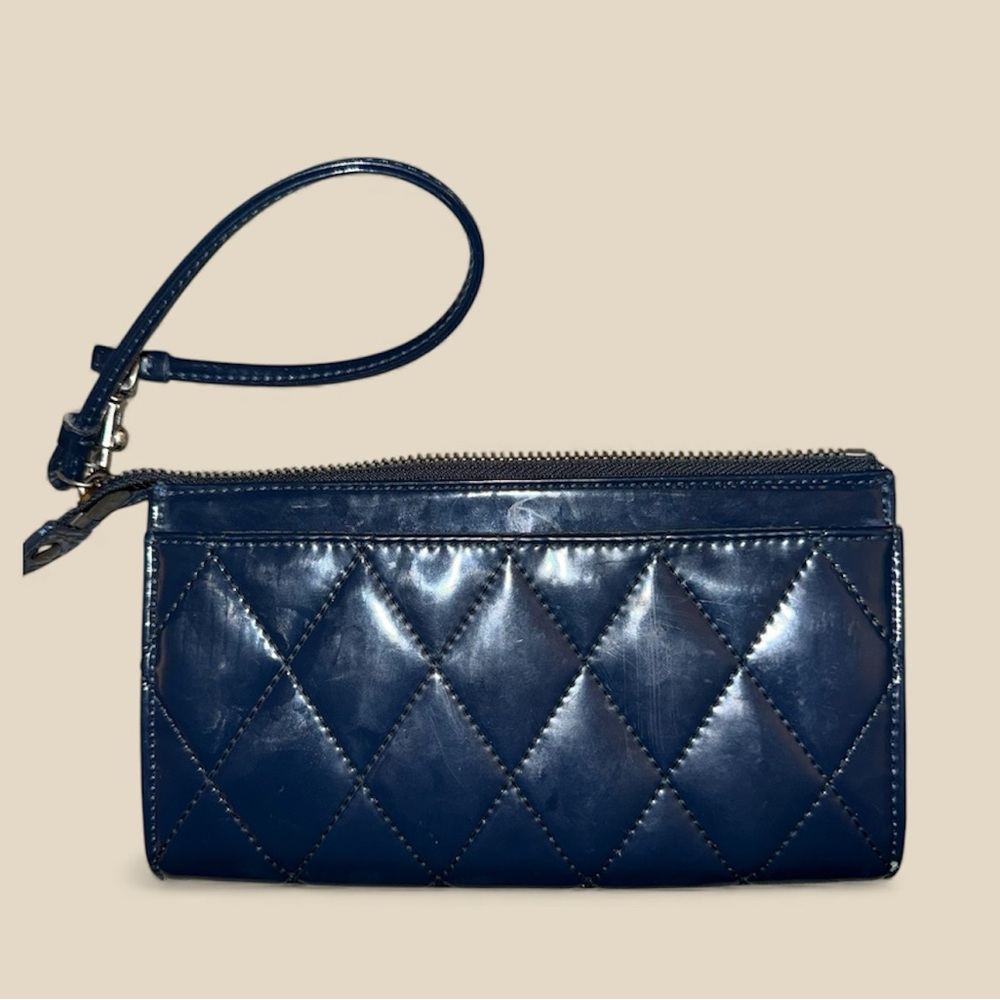COACH Signature tan and navy blue medium tote with patent leather navy wristlet - Picture 5 of 16